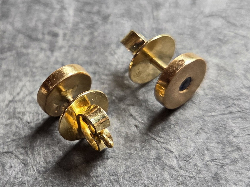 Ohrstecker mit Saphiren – Bild 3